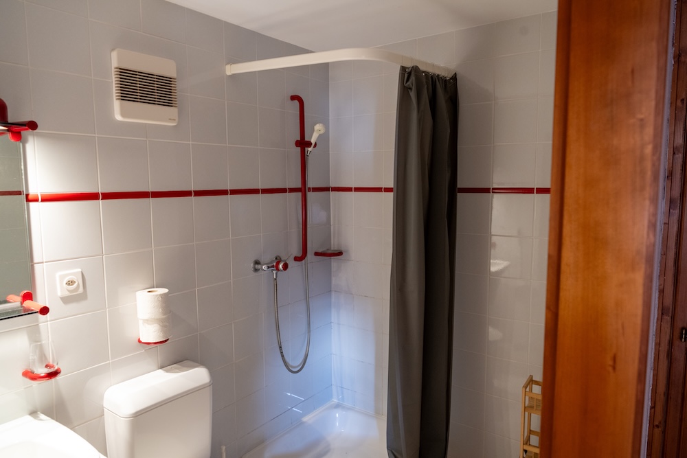 Le Vieux Valais & Aftersky