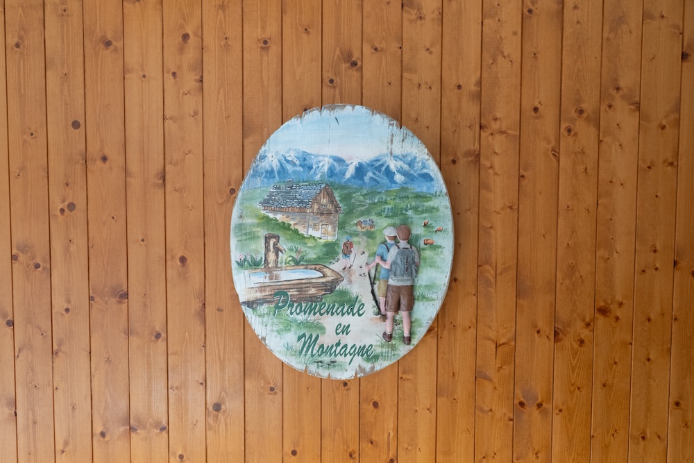 Le Vieux Valais & Aftersky